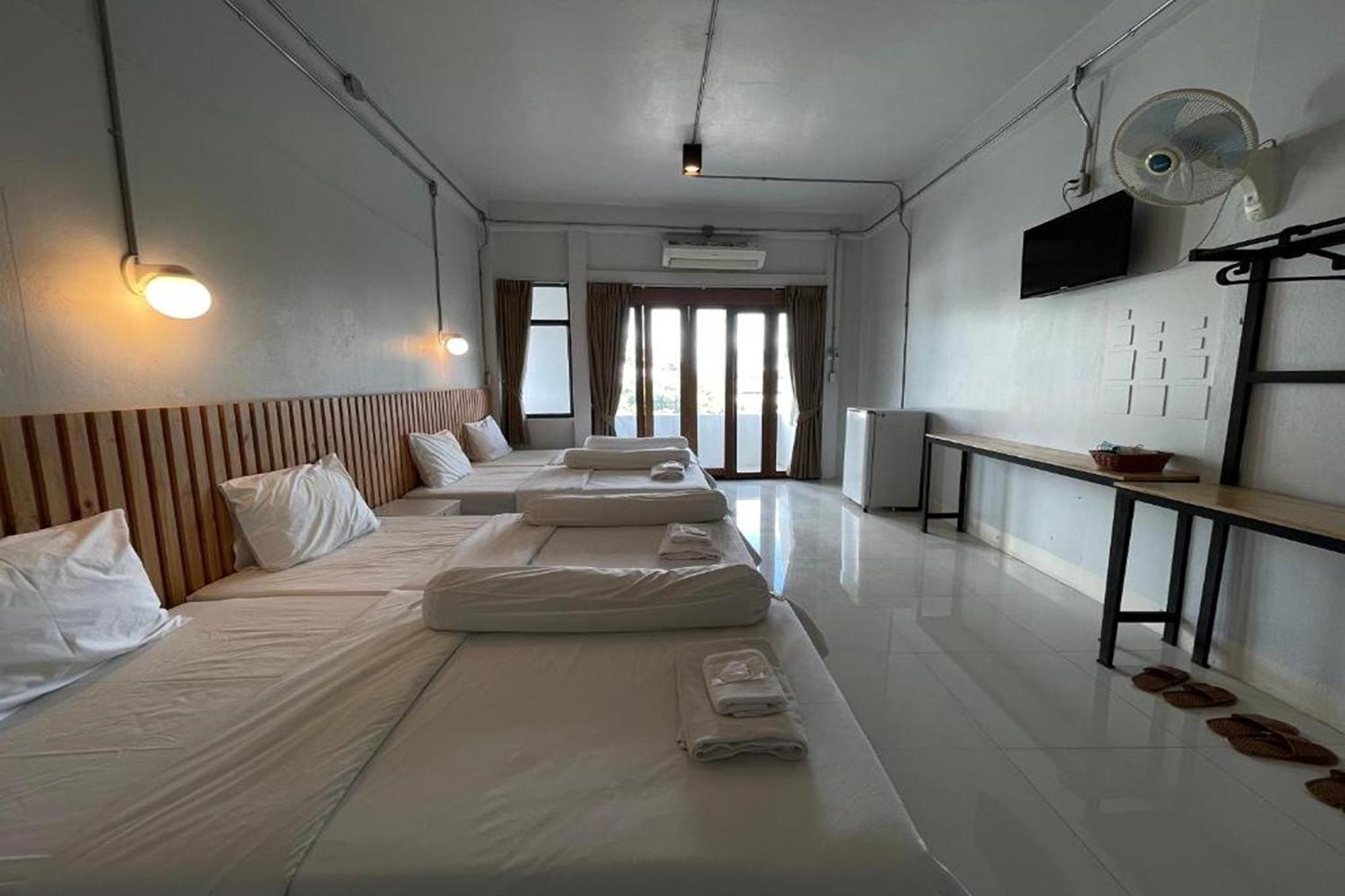 Asaya House Hotel Чиангмай Екстериор снимка
