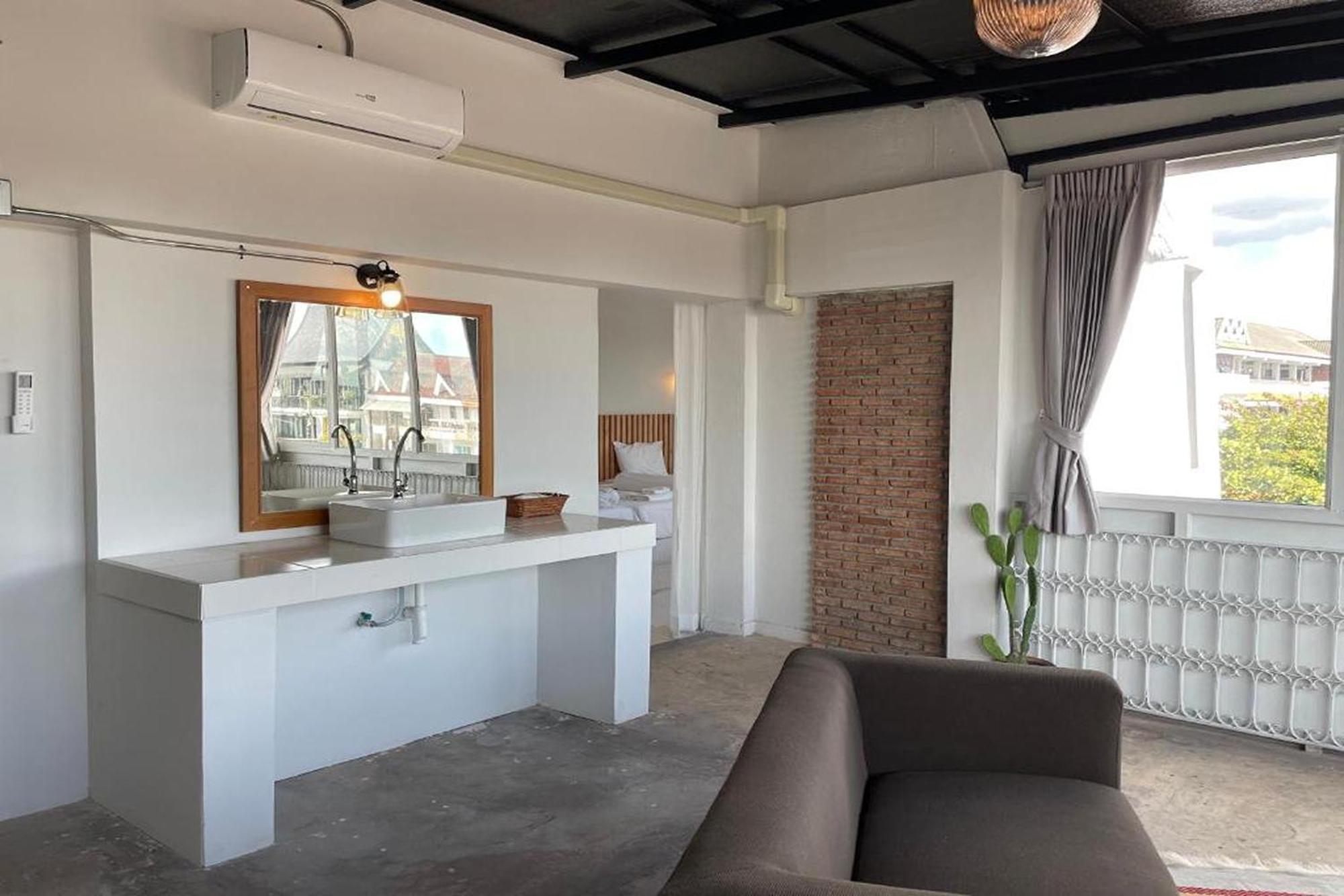 Asaya House Hotel Чиангмай Екстериор снимка