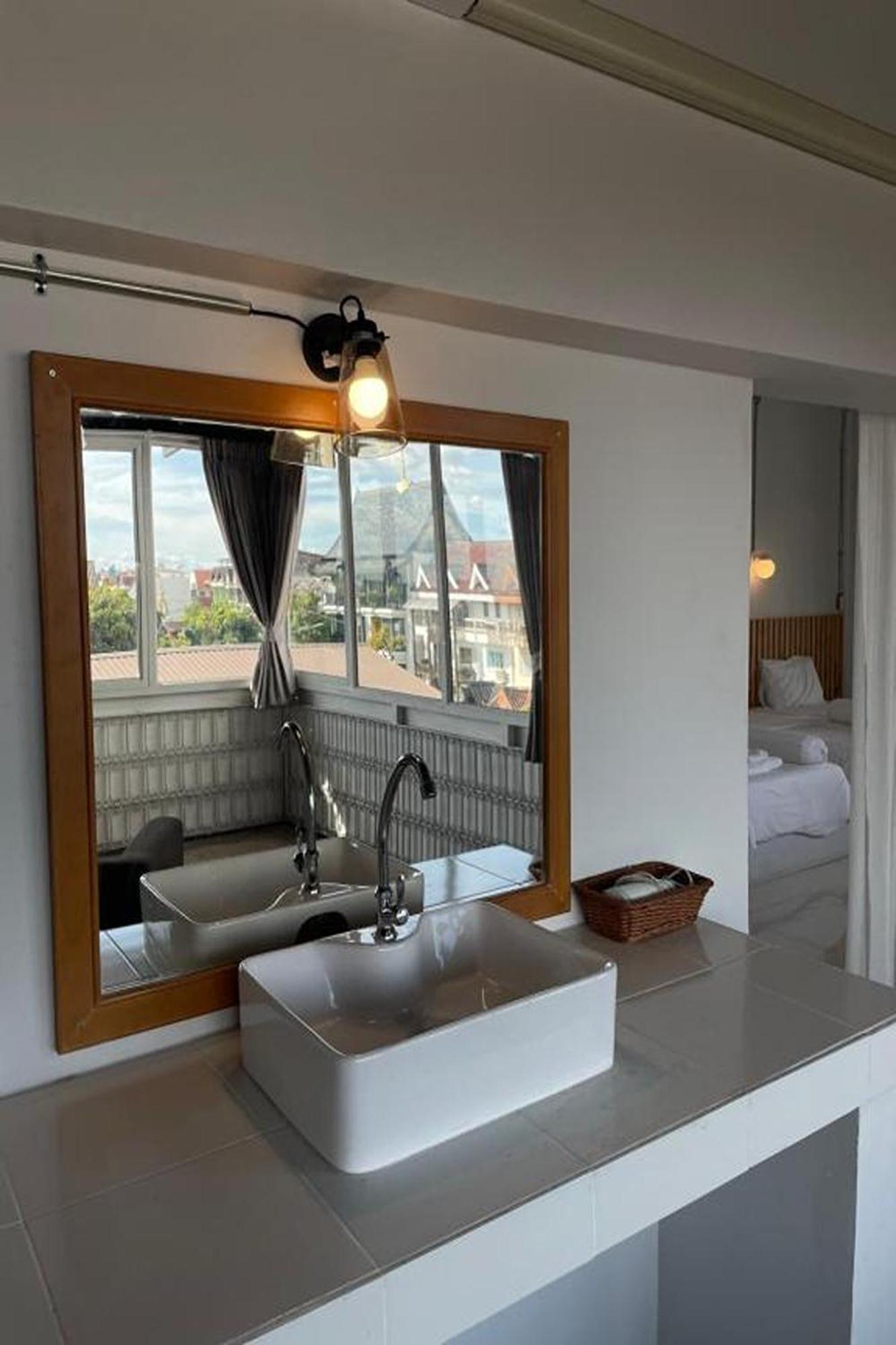 Asaya House Hotel Чиангмай Екстериор снимка