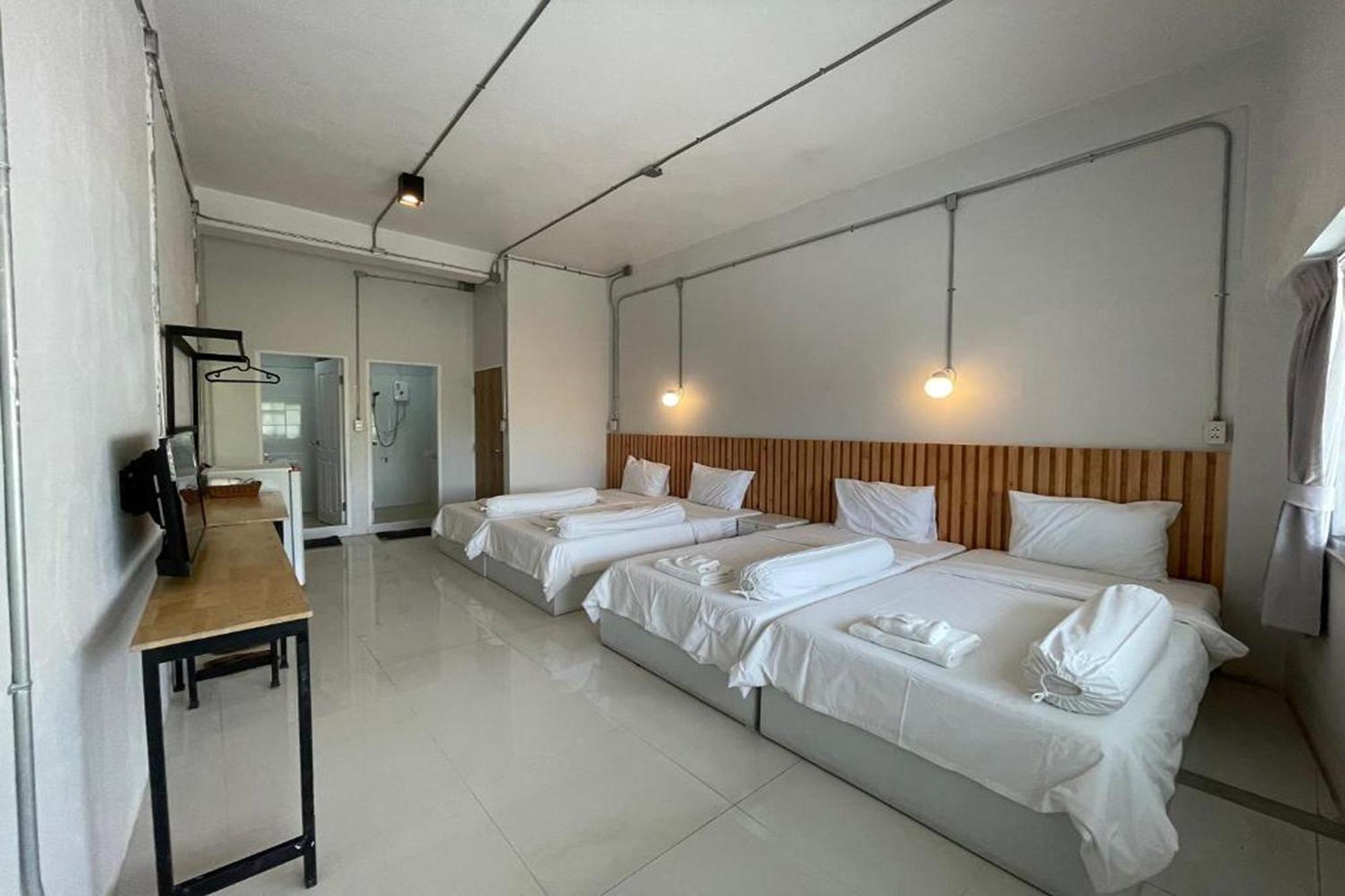 Asaya House Hotel Чиангмай Екстериор снимка
