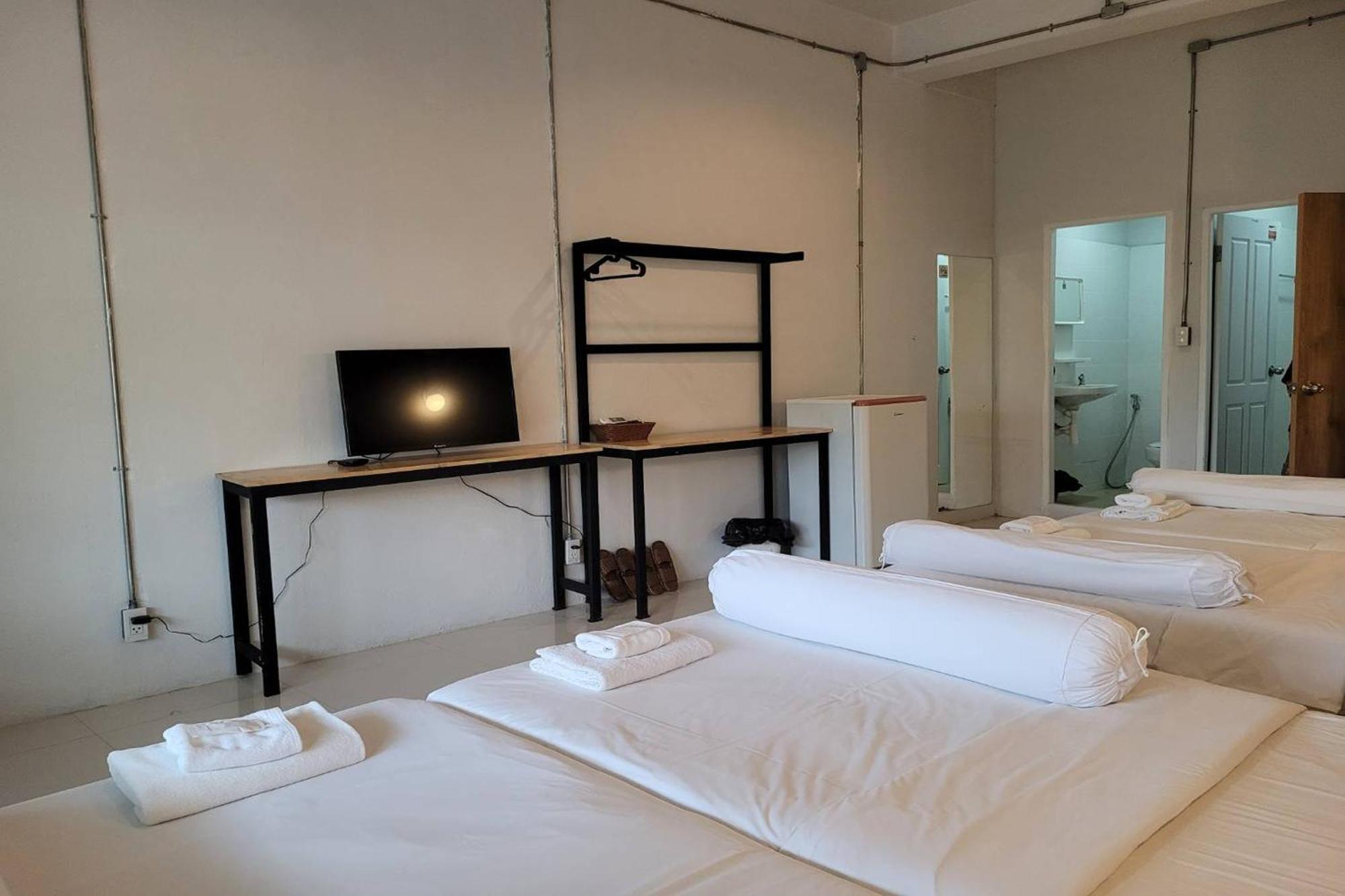 Asaya House Hotel Чиангмай Екстериор снимка